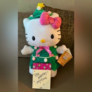 Hello kitty Christmas greeter